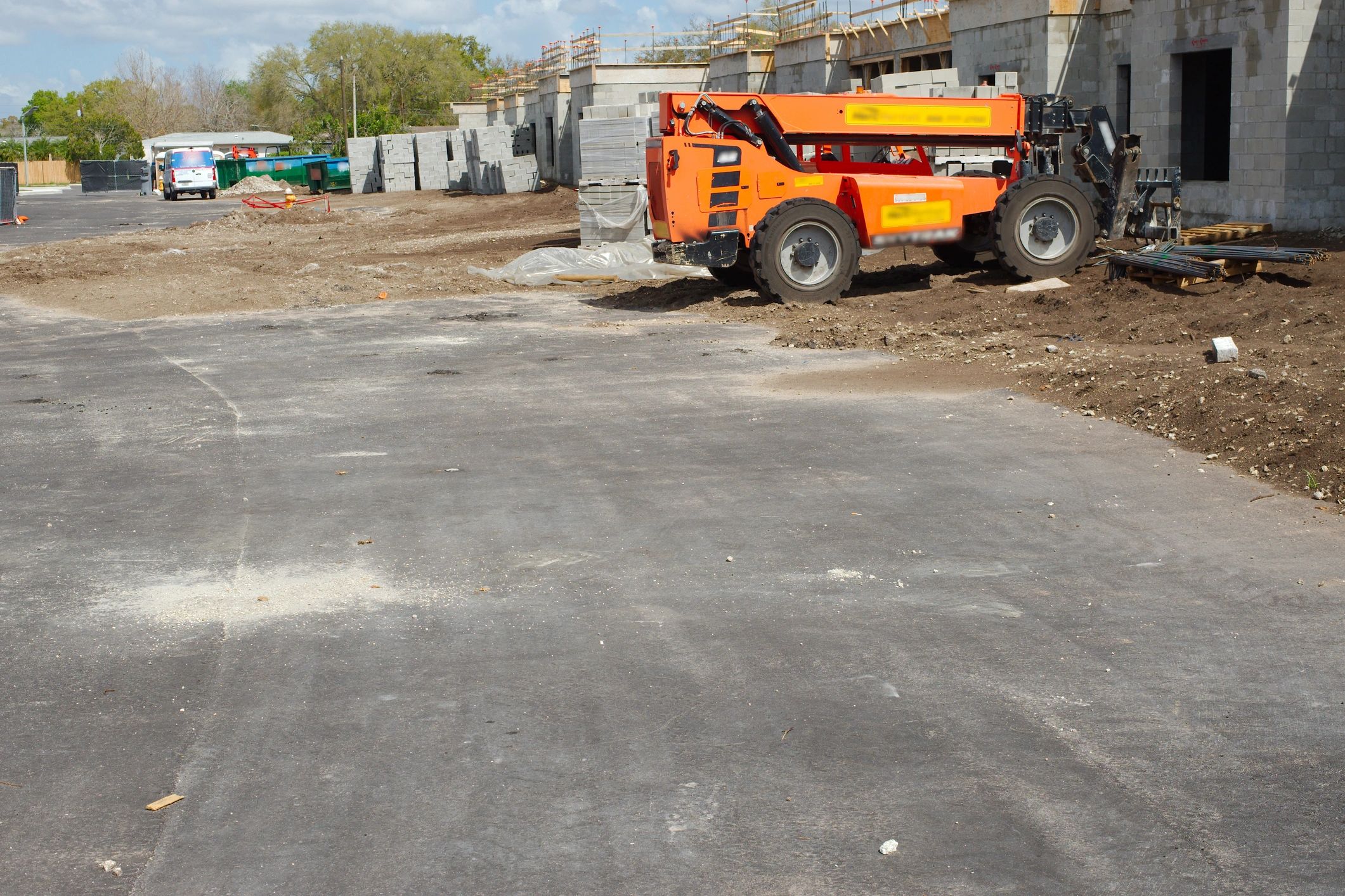 Construction site equipment representing fast local delivery service